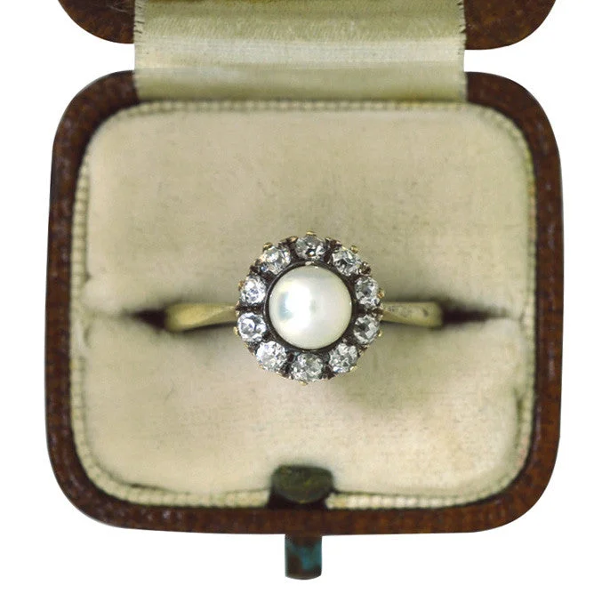 Pearl & Diamond Ring