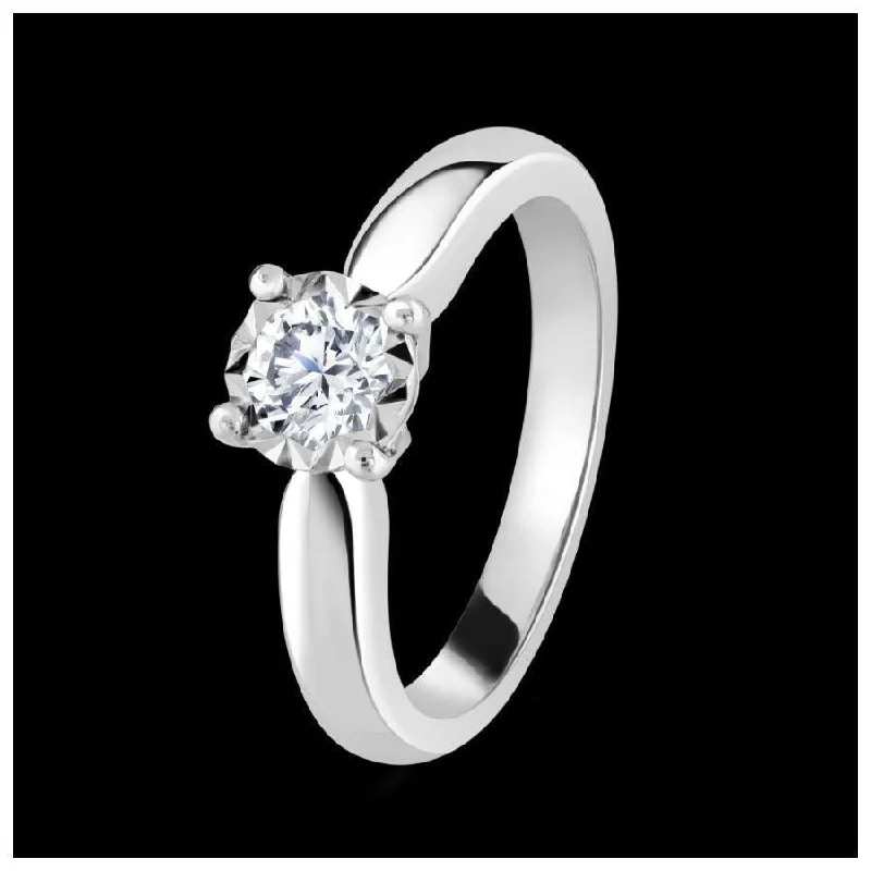 Platinum starlight set diamond ring