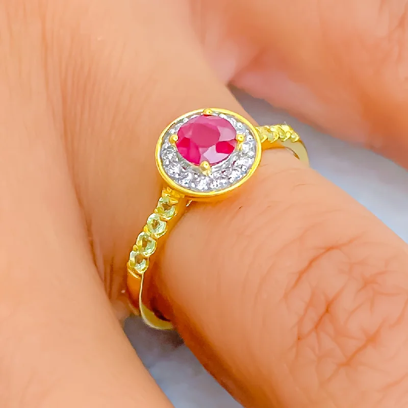 Fascinating Round 18K Gold + Diamond Ring