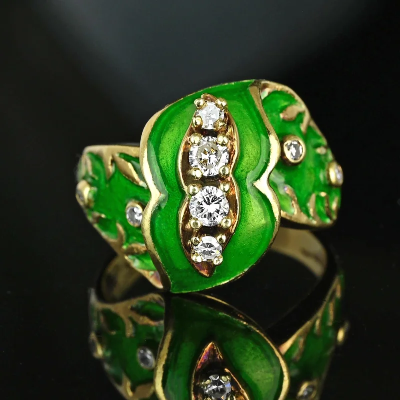 Vintage Heavy 14K Gold Green Enamel Leaf Diamond Ring