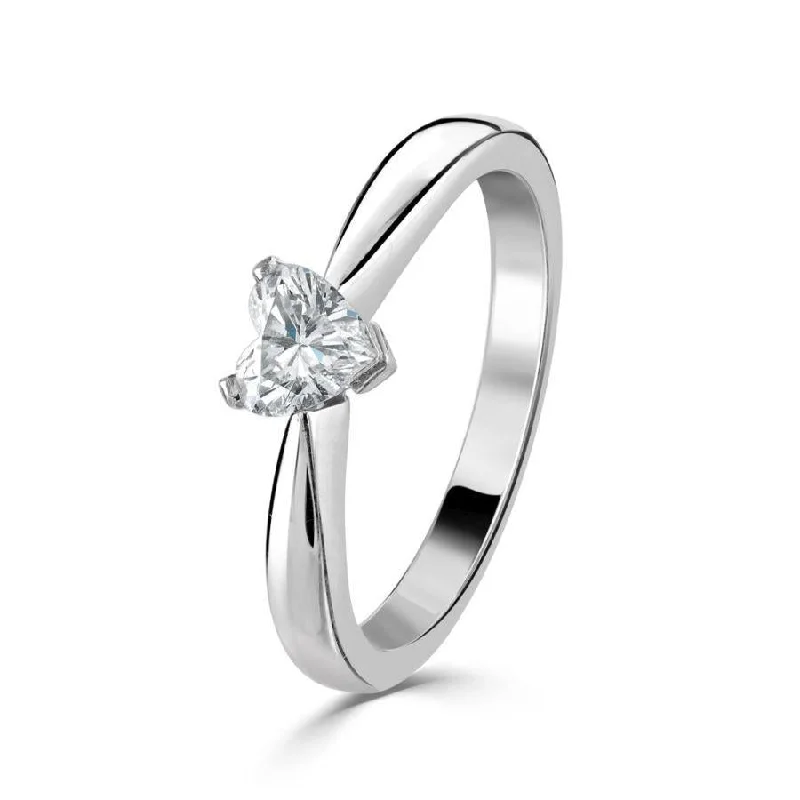 Platinum heart shaped solitiare diamond ring