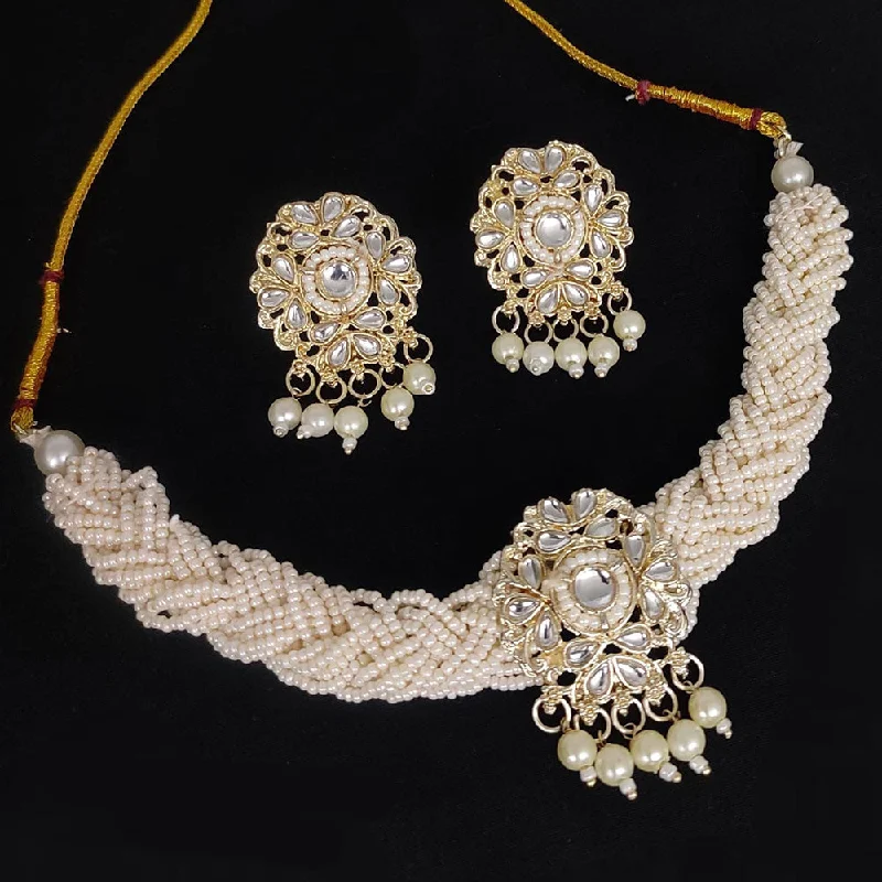 Lucentarts Jewellery Gold Plated Kundan And Pearl Choker Necklace Set