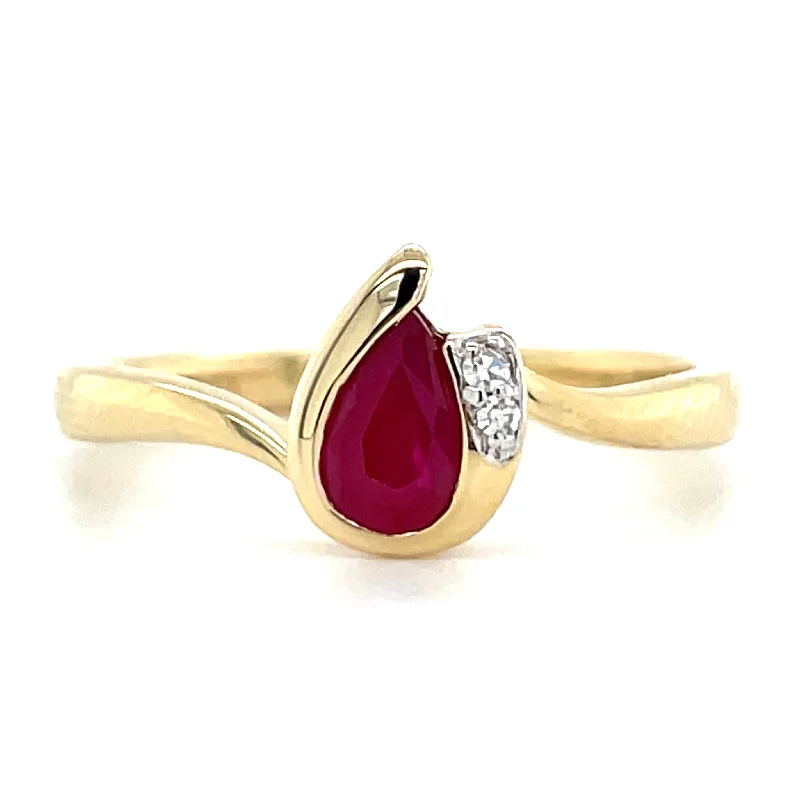 9ct Yellow Gold Earth Grown Pear Ruby & Diamond Ring