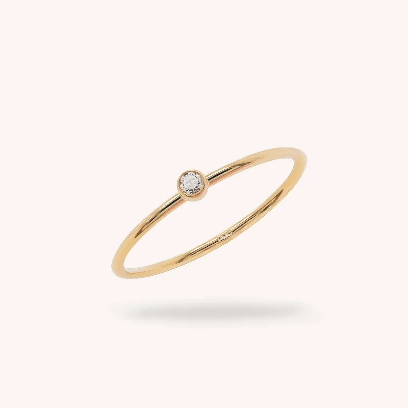 14K Solid Gold Minimal Diamond Ring