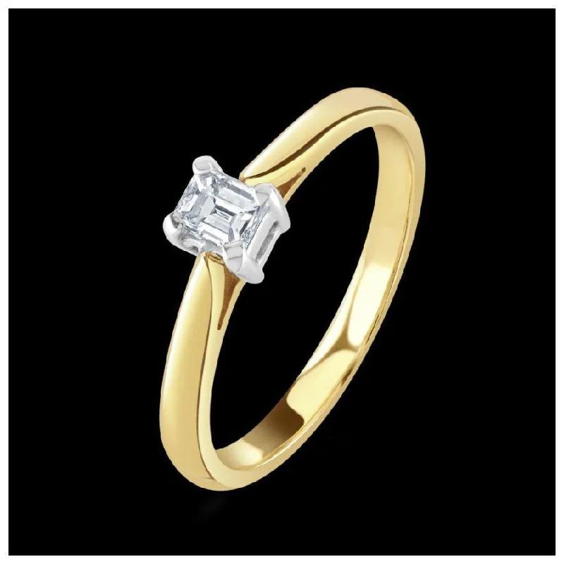 18ct yellow gold claw set emerald cut solitaire Diamond ring