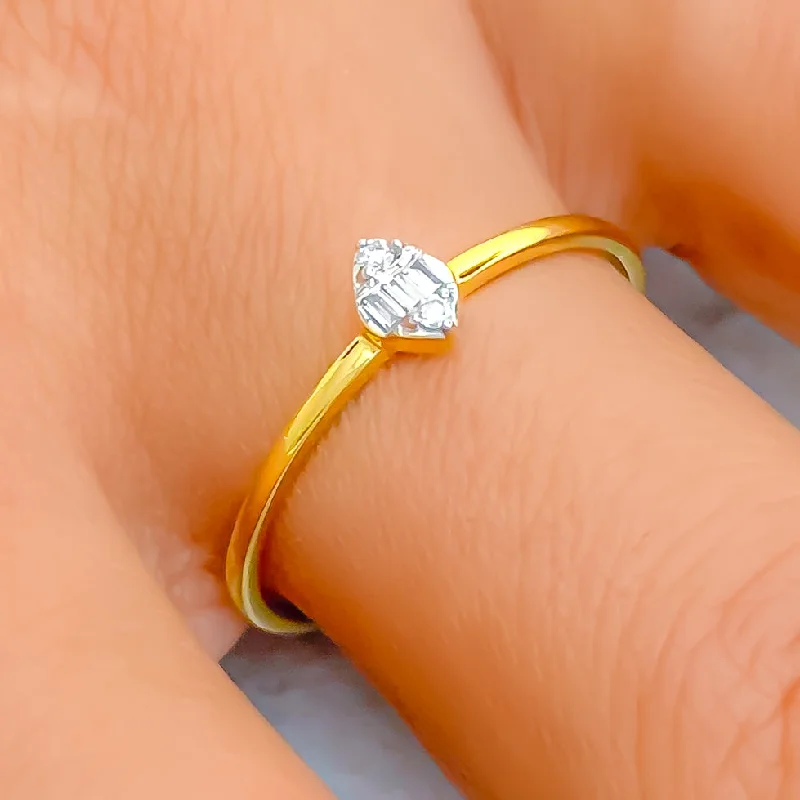 Attractive Marquise 18K Gold + Diamond Ring